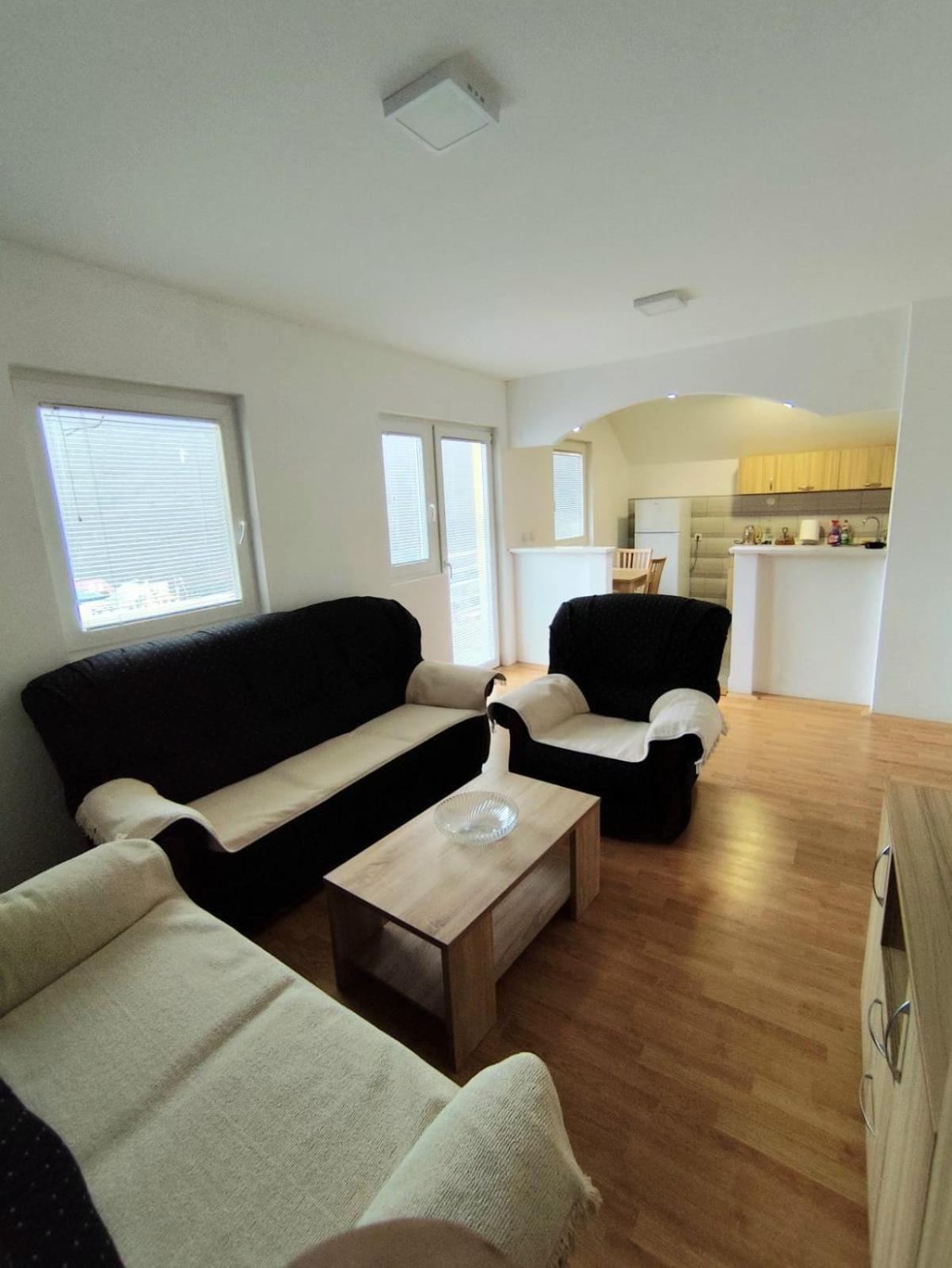 Apartmán Apartman Ognjenovic Plužine Exteriér fotografie
